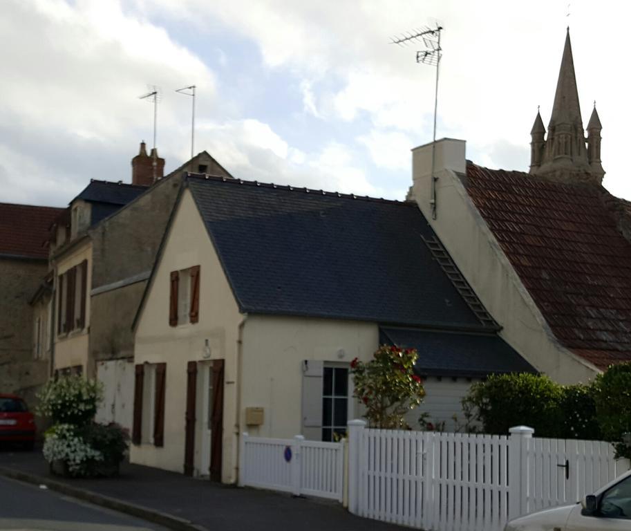 Maisoun Pequeux Arromanches-les-Bains Esterno foto